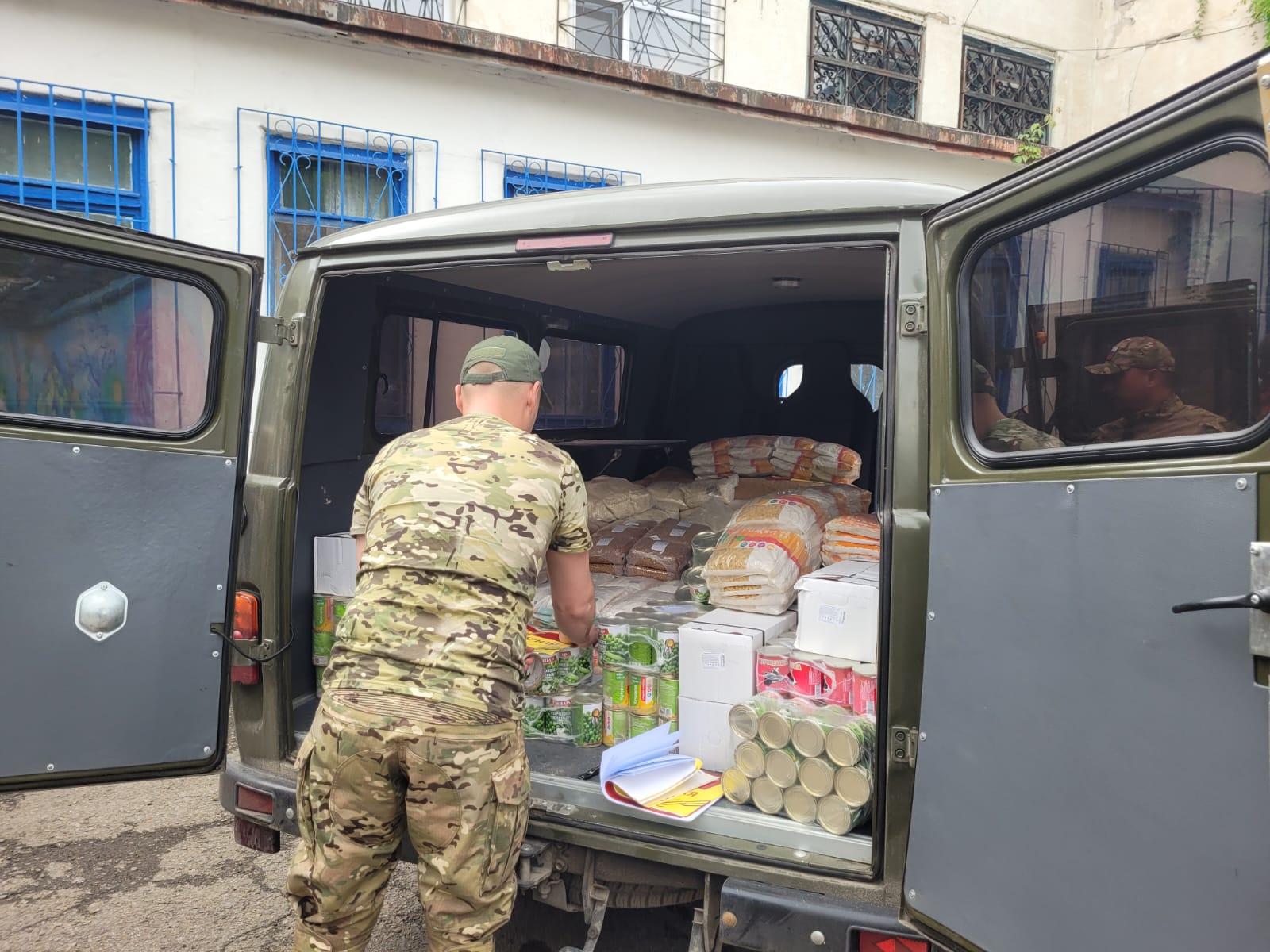 Фото Депутат Госдумы Александр Аксёненко доставил гуманитарный груз в Луганск 2